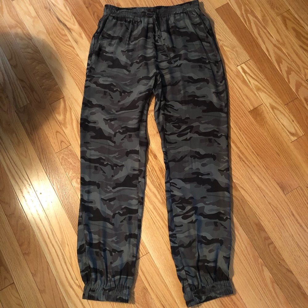 Gold Hawk Silk Jogger